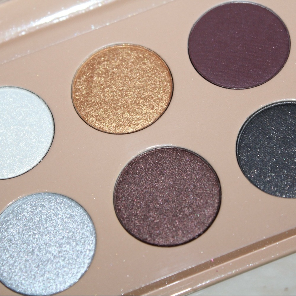 KKW Beauty Glitz & Glam Eyeshadow Palette - Picture 9 of 16
